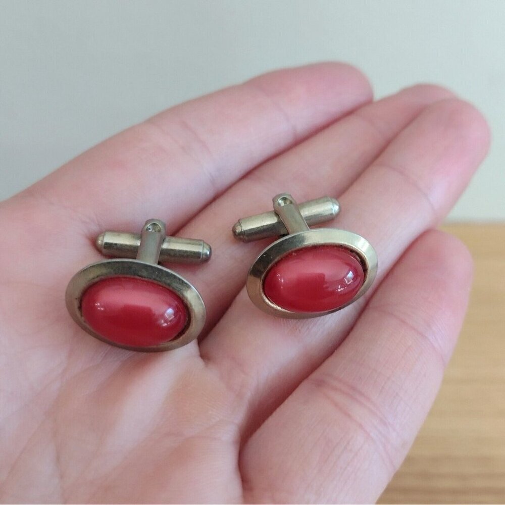 Vintage Red Cranberry Lucite Oval Cabochon Cufflinks Gold Tone